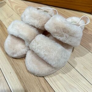 UGG fluff yeah slides for women Size 7 / NEW